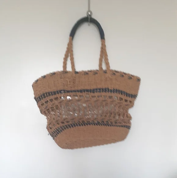 Zara Raffia Bag - Picture 3 of 3